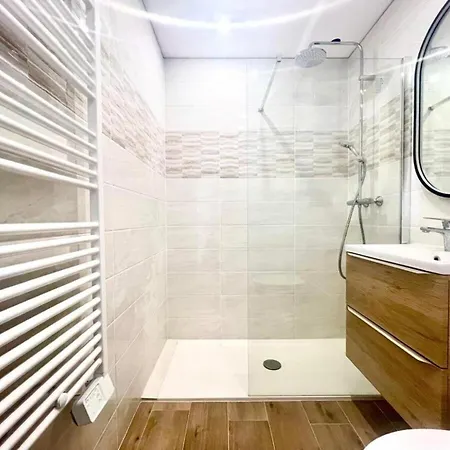 Eclat Marine 3*-park- Ac-beach 20 Meters Away
