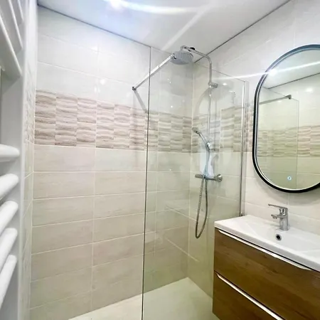 Eclat Marine 3*-park- Ac-beach 20 Meters Away *