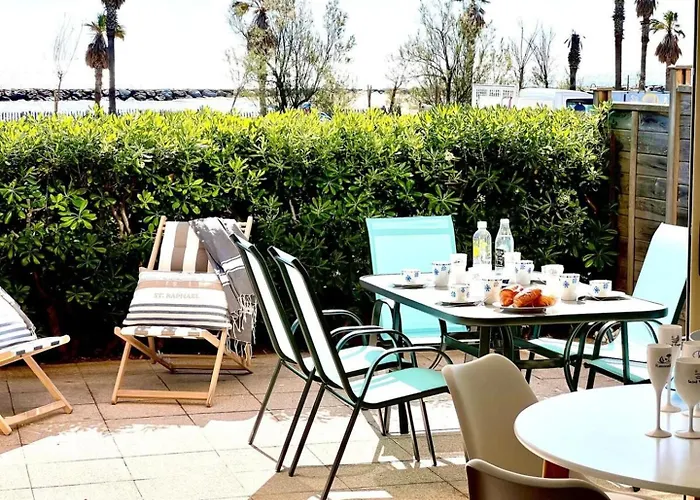 Eclat Marine 3*-park- Ac-beach 20 Meters Away Διαμέρισμα *