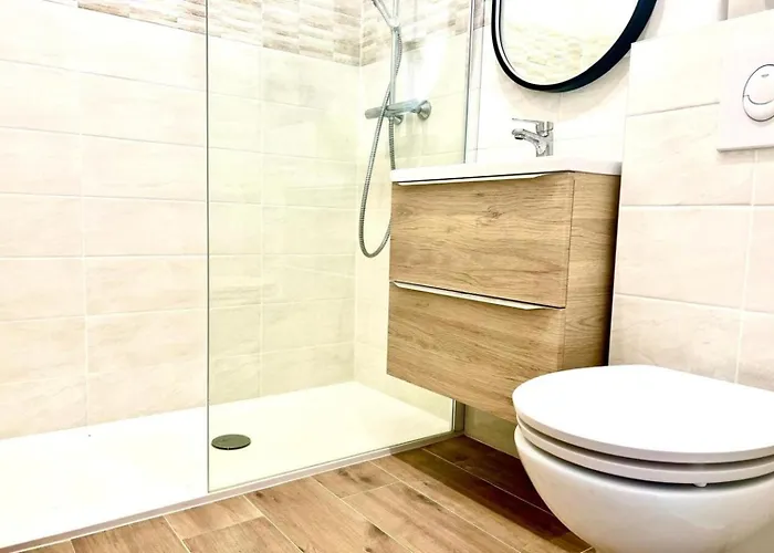 Eclat Marine 3*-park- Ac-beach 20 Meters Away Διαμέρισμα *